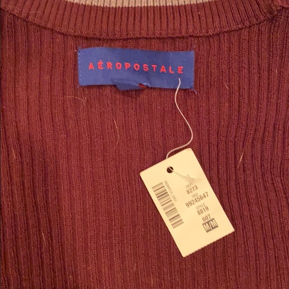 Burgundy Hollister turtle neck (size Medium) - Picture 2 of 4